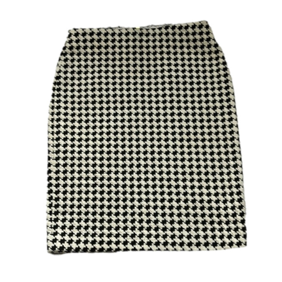 Philosophy Dresses & Skirts - Philosophy  size 2 Skirt